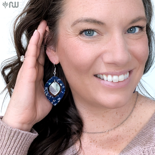 Vault D - Inlaid Leaves